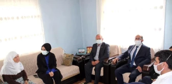 Kaymakam Özay'dan şehit ailesine ziyaret