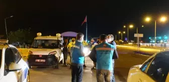 Yahşihan: KIRIKKALE - Karantina ihlali yapan temaslı 2 kişiye 8 bin 100 lira ceza yazıldı Yahşihan: KIRIKKALE - Karantina ihlali yapan temaslı 2 kişiye 8 bin 100 lira ceza yazıldı