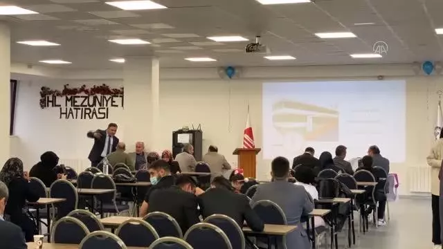 STRAZBURG - Strazburg DİTİB Açıköğretim İmam Hatip Lisesi öğrencilerinin ilk diploma heyecanı