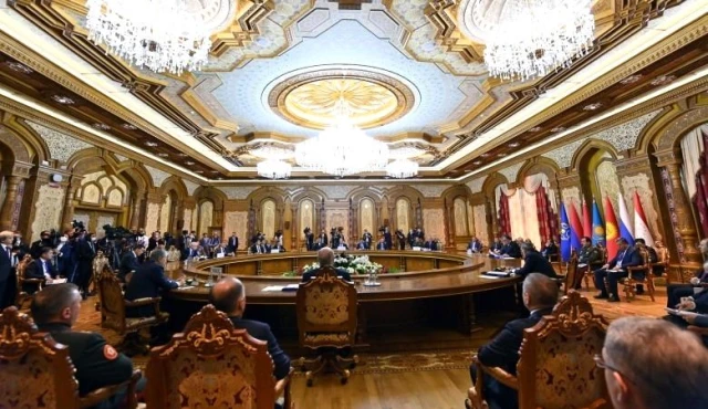 Tacikistan'daki KGAÖ Güvenlik Kurulu Toplantısı'nda 14 evrak imzalandı