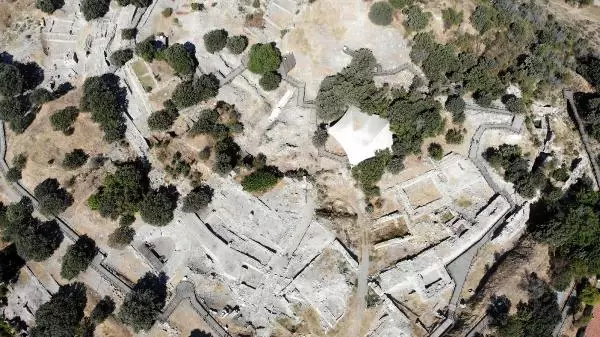 TROYA HAZİNELERİ, HİSARLIK TEPE'NİN 3 BİN KURUŞA KAMULAŞTIRILMASIYLA KURTULMUŞ