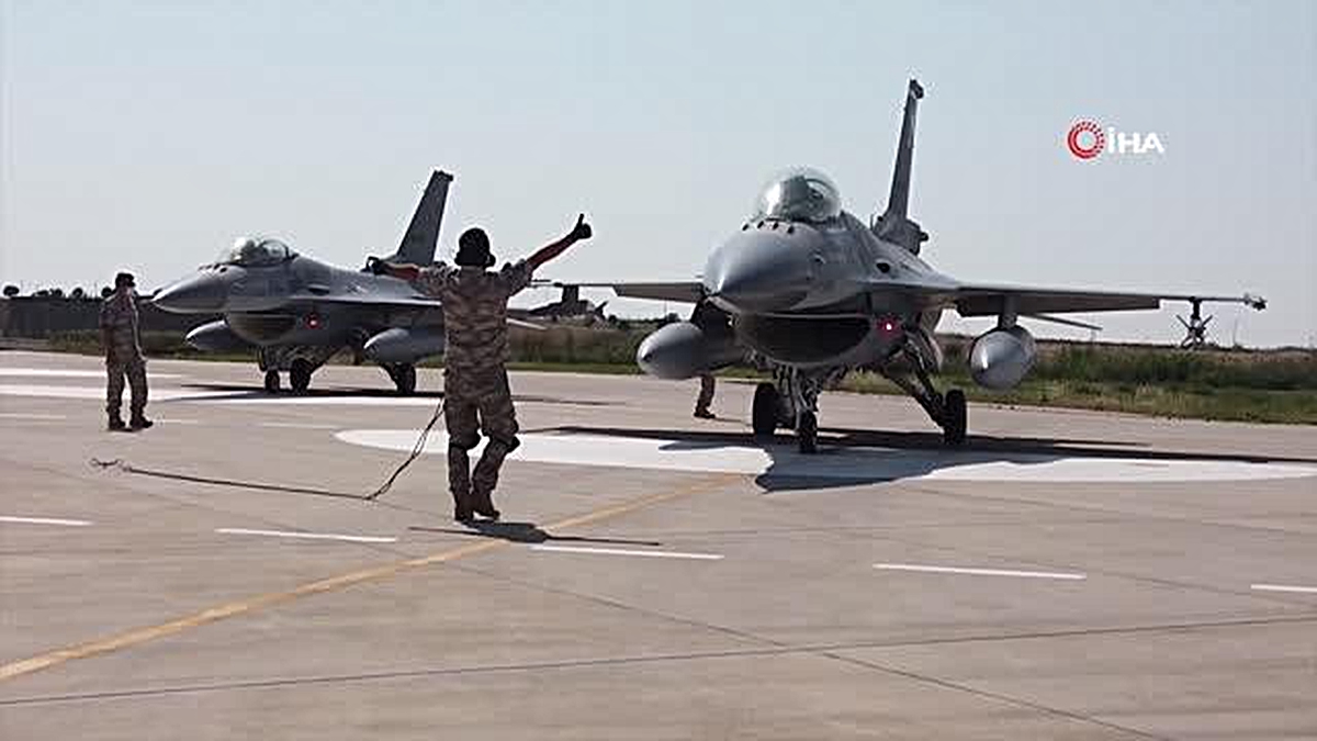 Son Dakika | Türk jetleri NATO'nun 'hava polisliği' görevi sonrasında yurda döndü - Vimarsana News