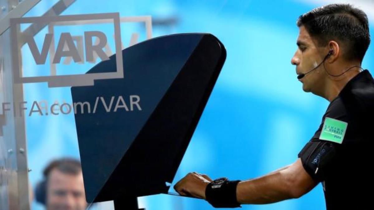 UEFA Avrupa Ligi'nde VAR var mı, Gol çizgisi teknolojisi var mı? Avrupa Ligi maçlarında VAR sistemi aktif mi, var mı?