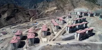 Ptt: Yusufeli ilçe merkezinin taşınacağı yeni yerinde çalışmalar tüm hızıyla devam ediyor Ptt: Yusufeli ilçe merkezinin taşınacağı yeni yerinde çalışmalar tüm hızıyla devam ediyor
