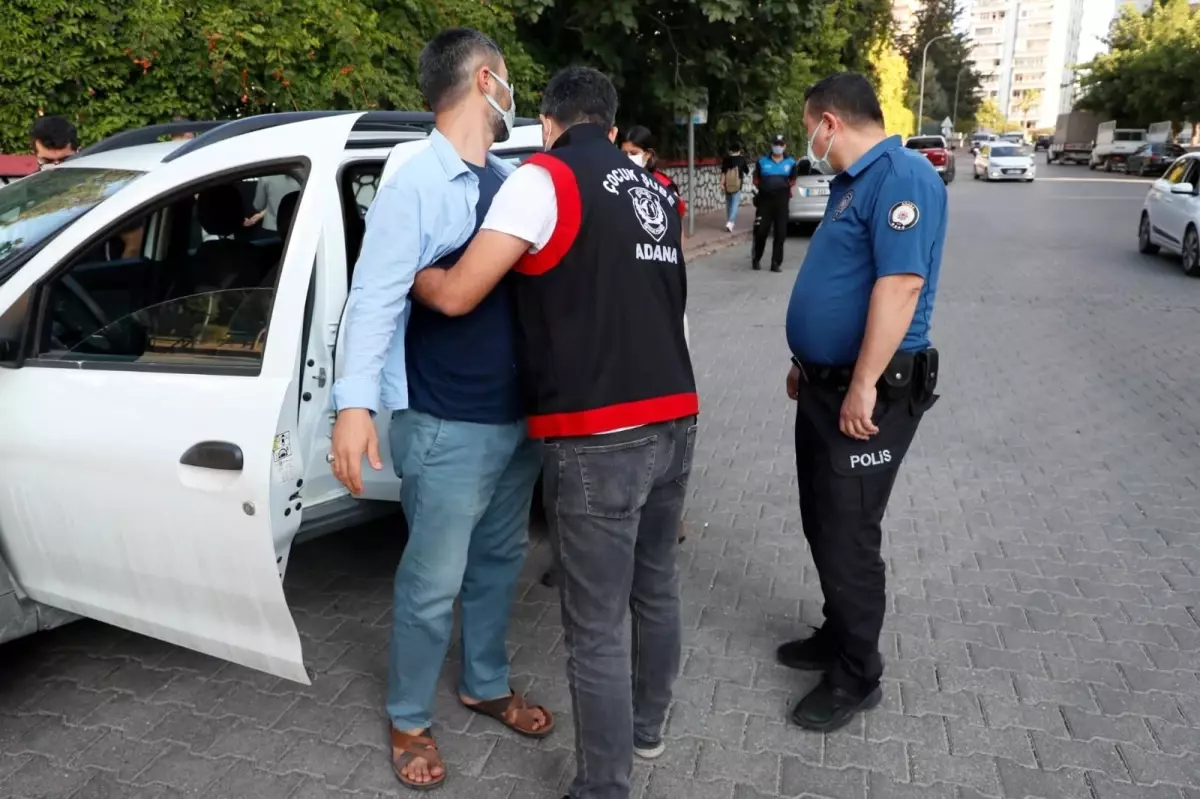 Polis, okul çevrelerinde denetim yaptı