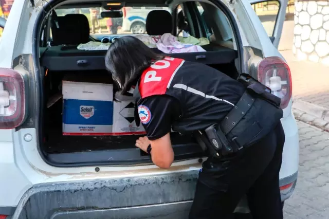Polis, okul çevrelerinde denetim yaptı