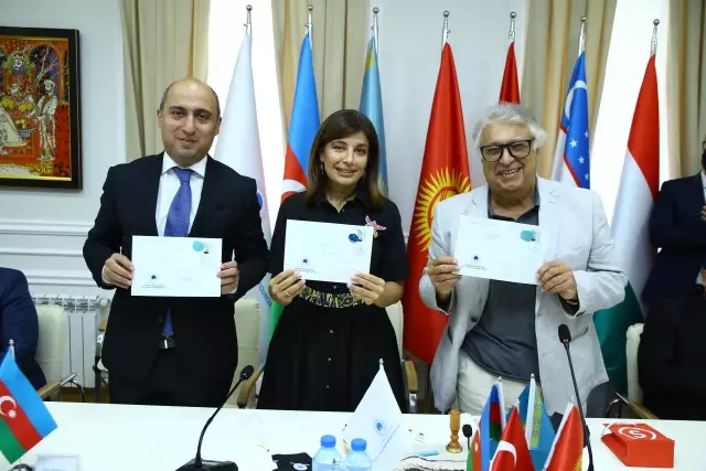 Azerbaycan'da ünlü besteci Üzeyir Hacıbeyli anıldı