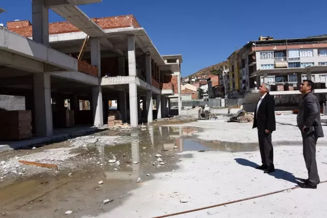Başkan Bakkalcıoğlu 4 Eylül Mahallesi'nde esnaflarla bir araya geldi