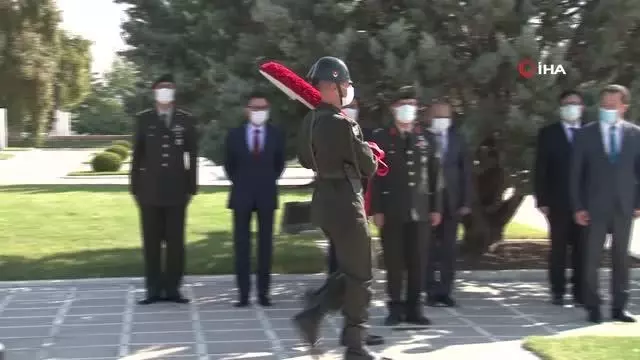 (Tekrar) Asanı birkaç kişi, asılanı binler andı