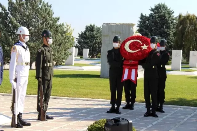 (Tekrar) Asanı birkaç kişi, asılanı binler andı