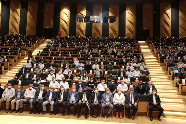 Denizlispor Kulübü Başkanı Mehmet Uz, güven tazeledi