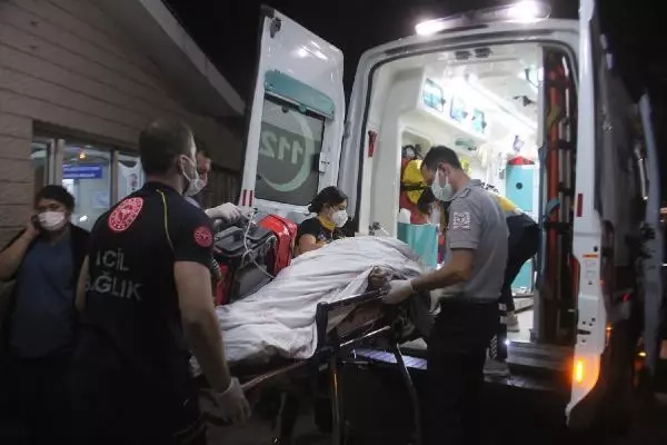 Evin bahçesine uçan otomobilin sürücüsü ağır yaralandı