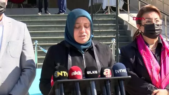 İSTANBUL ? AK PARTİLİLER ADNAN MENDERES, FATİN RÜŞTÜ ZORLU VE HASAN POLATKAN'I MEZARLARI BAŞINDA ANDI