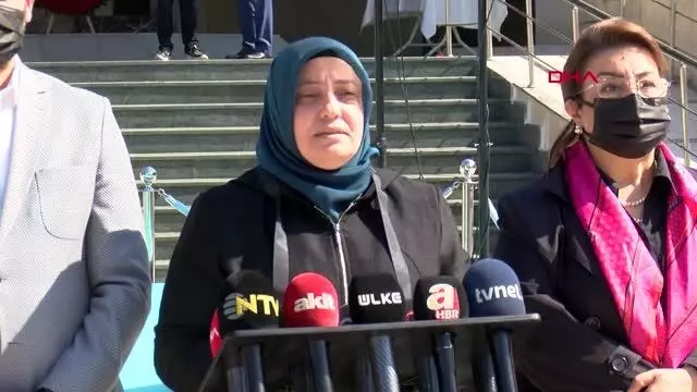 İSTANBUL ? AK PARTİLİLER ADNAN MENDERES, FATİN RÜŞTÜ ZORLU VE HASAN POLATKAN'I MEZARLARI BAŞINDA ANDI