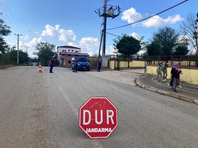 jandarmadan okul onlerinde siki denetim 4 14401521 o