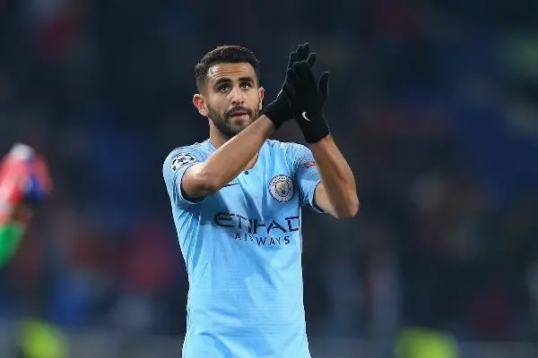 Manchester City'nin yıldız oyuncusundan Türk estetik merkezi paylaşımı