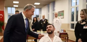 Recep Tayyip Erdoğan: Milli Savunma Bakanı Akar, 'Gaziler Günü' programında konuştu Açıklaması Recep Tayyip Erdoğan: Milli Savunma Bakanı Akar, 'Gaziler Günü' programında konuştu Açıklaması
