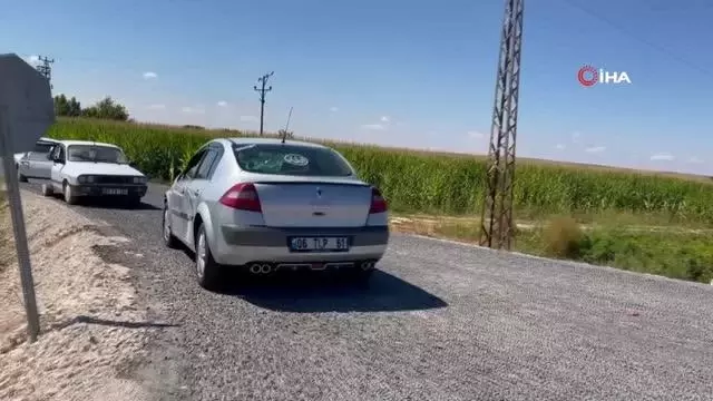 Son dakika haberi! Otomobille at arabası çarpıştı: İlginç kazada 2 kişi, 1 at yaralandı