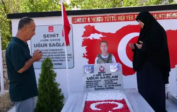 Son dakika haber: ŞEHİT OĞLUNUN RÜYALARINDA İSTEĞİNİ SÖYLEDİĞİ ANITI YAPTIRDI