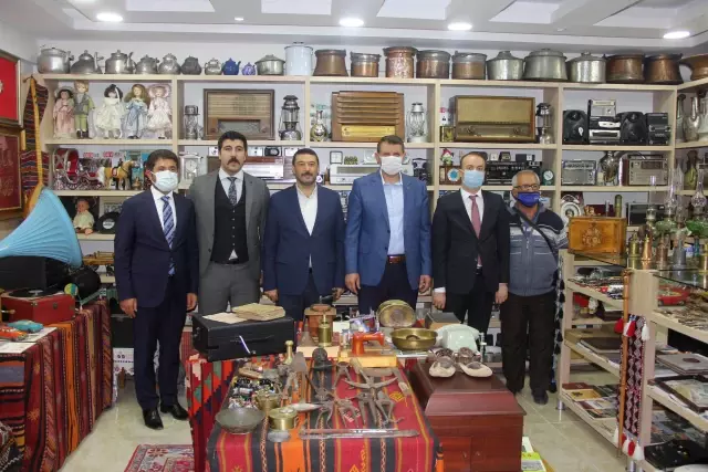 Sivas Valisi Ayhan, Zara'da