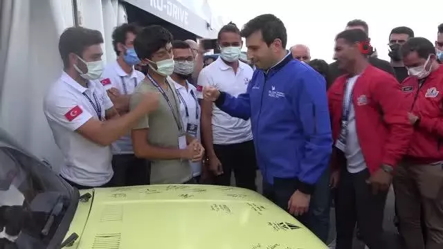 Son dakika! Teknoloji yarışmalarının önemine değinen TEKNOFEST Yönetim Kurulu Başkanı Selçuk Bayraktar: Burası bir teknoloji geliştirme tarlası