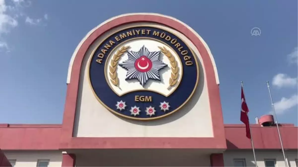 Ucuz telefon vaadiyle internet dolandırıcılığı yapan 4 kişi yakalandı
