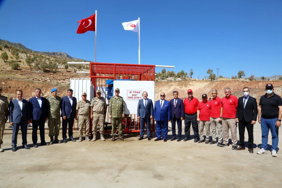 VALİ ALİ HAMZA PEHLİVAN, TPAO ŞEHİT ESMA ÇEVİK-1 KUYUSUNUN ÜRETİME ALINMASI TÖRENİNE KATILDI - Vimarsana News