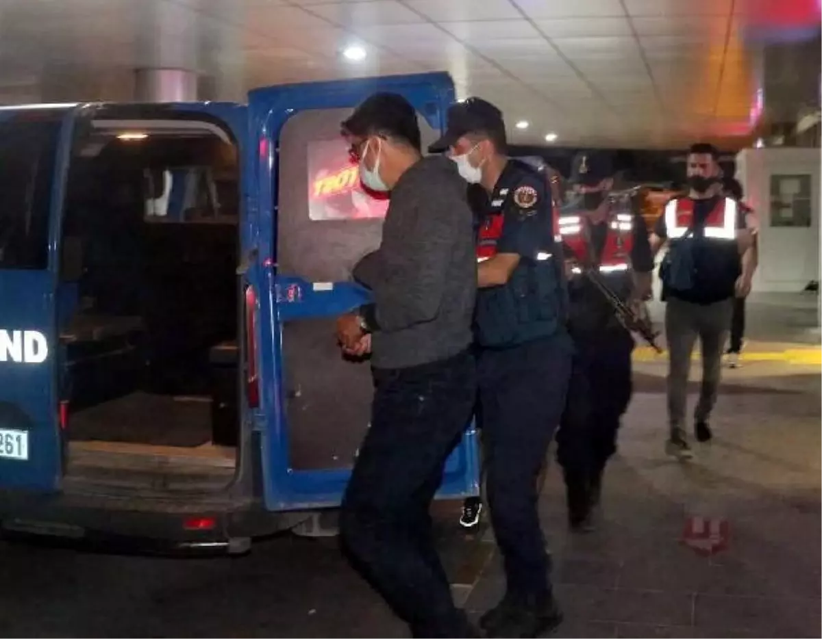 Yunanistan'a kaçmaya çalışan FETÖ şüphelileri yakalandı (2)
