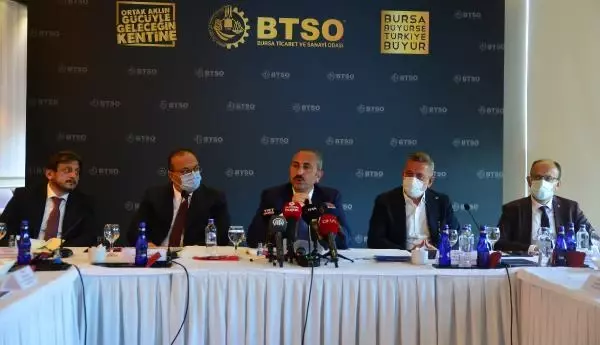 Adalet Bakanı Gül: Türkiye, AK Parti ile yol yürüyecektir (2)
