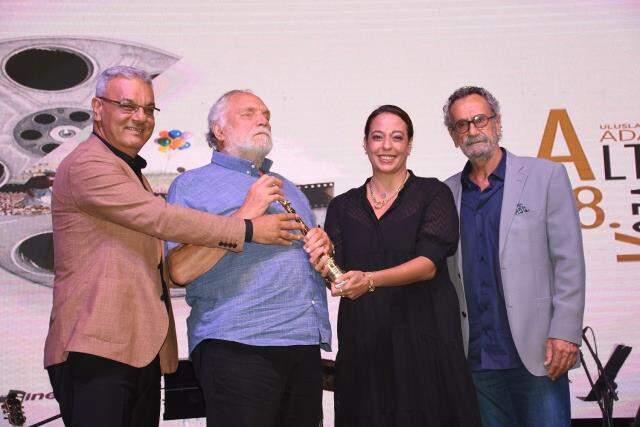 Altın Koza'da onur ödülleri sahiplerini buldu