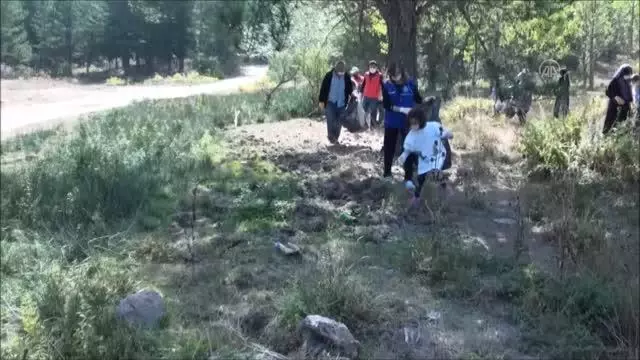 Son dakika gündem: Çocuklar, Dünya Temizlik Gününde doğa temizliği yaptı