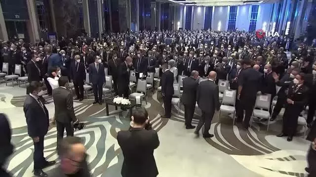 Cumhurbaşkanı Erdoğan: "İhracatımız bu yıl 211 milyar dolarla rekor kırdı.