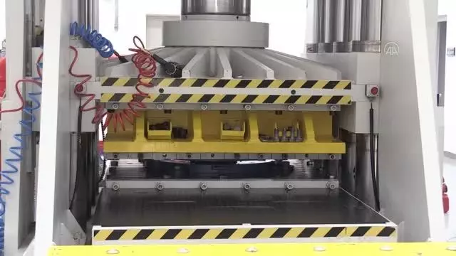 Eskişehir'deki sismik izolatör test merkezi Asya ve Güney Amerika'ya da hizmet veriyor