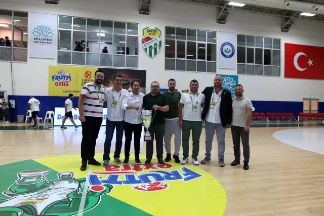 Frutti Extra Cup şampiyonu, Bursaspor