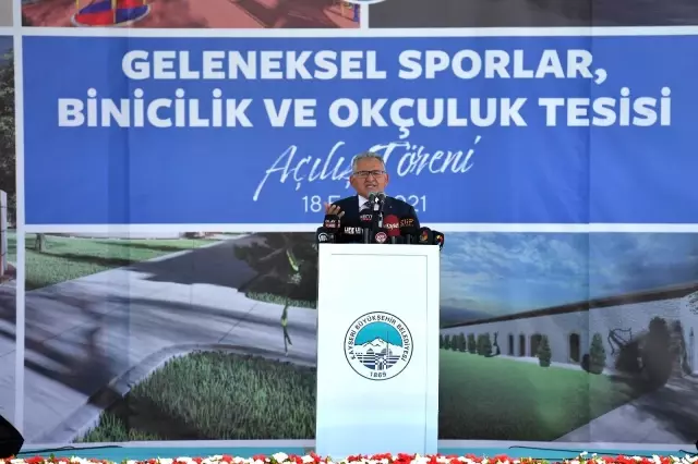 Geleneksel Sporlar, Binicilik ve Okçuluk Tesisi'ne muhteşem açılış
