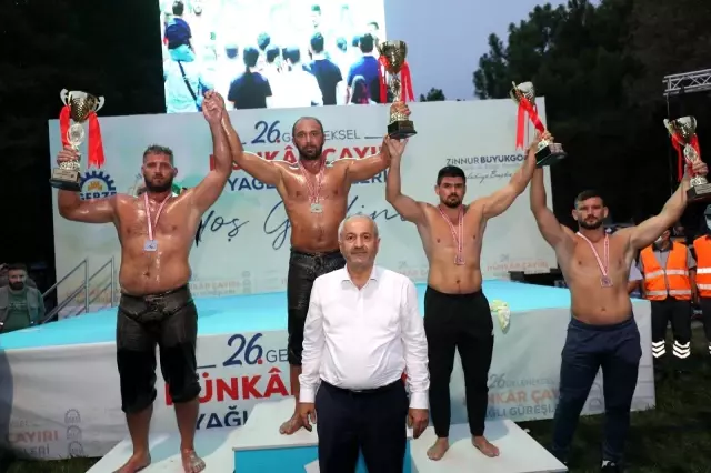 Hünkar Çayırı Yağlı Güreşleri'nin şampiyonu Ali Gürbüz oldu