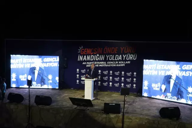 İçişleri Bakanı Süleyman Soylu, bu akşam itibariyle yurt içindeki terörist sayısının ilk kez 200'ün altına, 197'ye gerilediğini bildirdi.