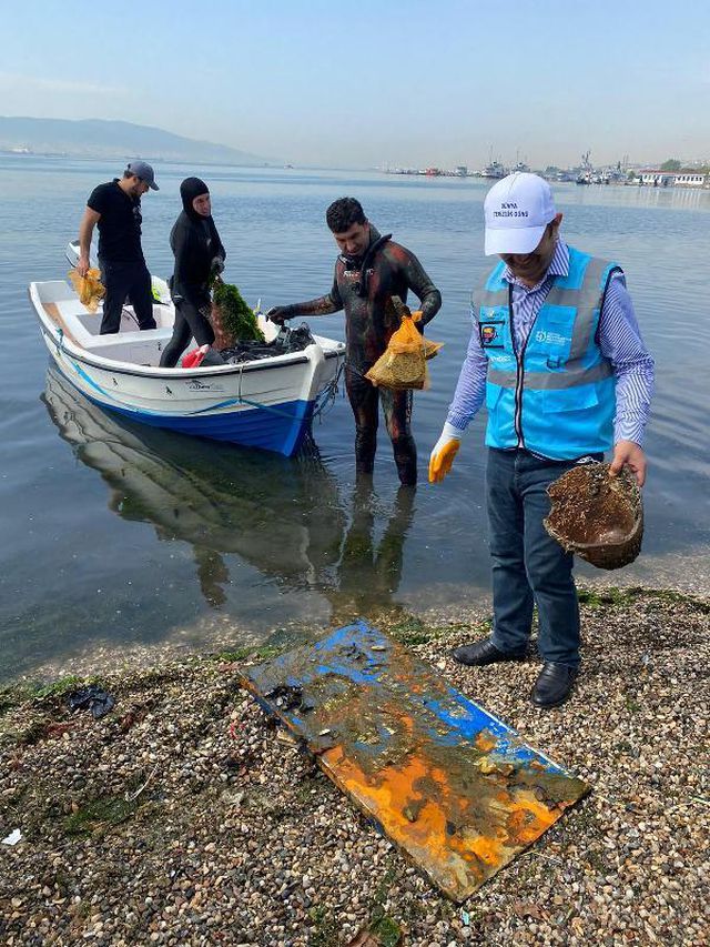 kocaeli de dunya temizlik gunu nde 1 ton atik 11 14403976 o