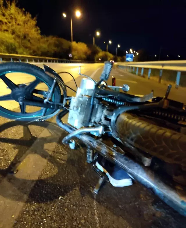 Son dakika haber | Antalya'da devrilen motosikletin sürücüsü öldü