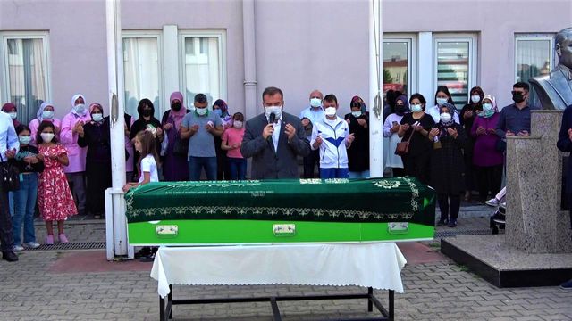 korona virusten hayatini kaybeden doktor 4 14404281 o