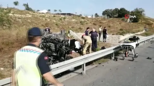 Pendik'te feci kaza: Anne ve baba hayatını kaybetti, 2 çocuğu yaralandı