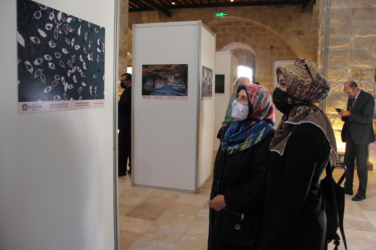 Malatya'da 'Foto Akademi' sergisi açıldı