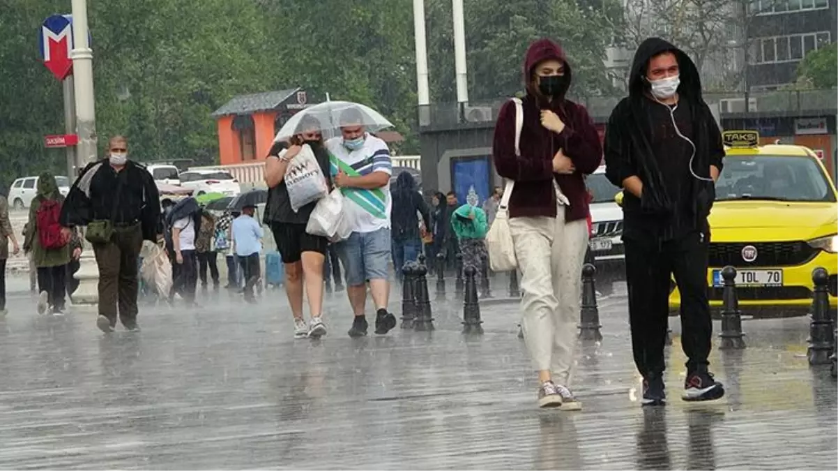 Meteoroloji'den İstanbul ve çevresi için sağanak yağış uyarısı