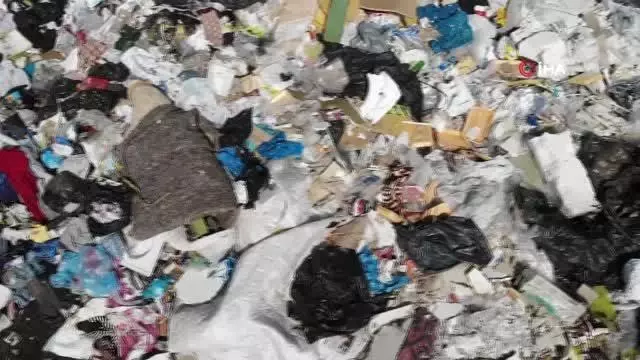 Odunpazarı'nda bir mahalle 'açık hava' çöplüğüne döndü