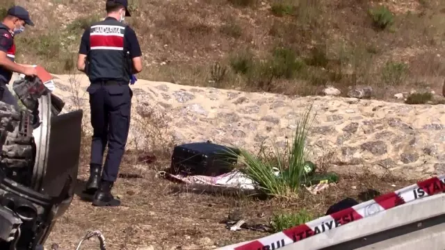 Pendik'te feci kaza: Anne ve baba hayatını kaybetti, 2 çocuğu yaralandı