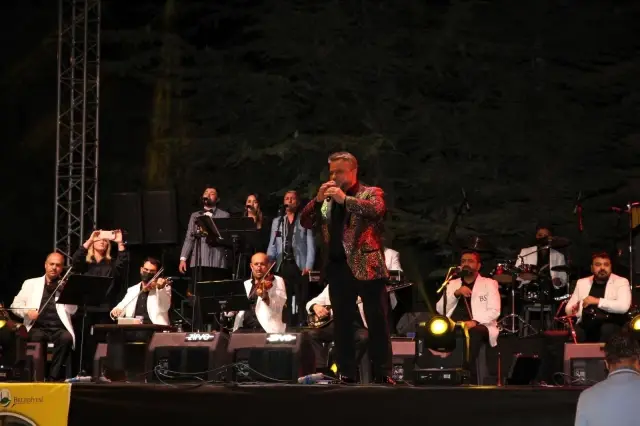 Sungurlu'da Bülent Serttaş rüzgarı