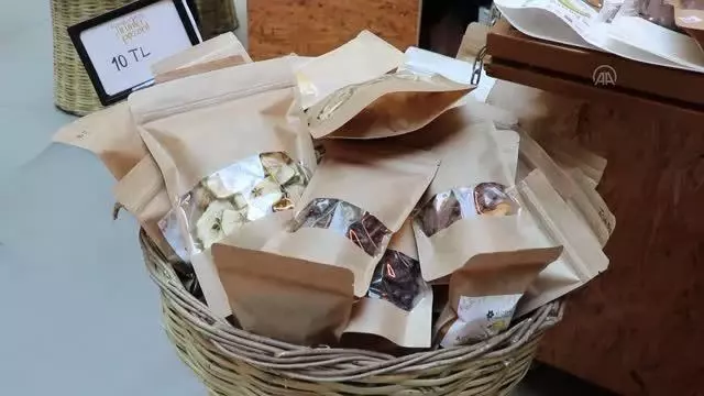 Yöresel Ürünler Pazarı nın açılışı yapıldı