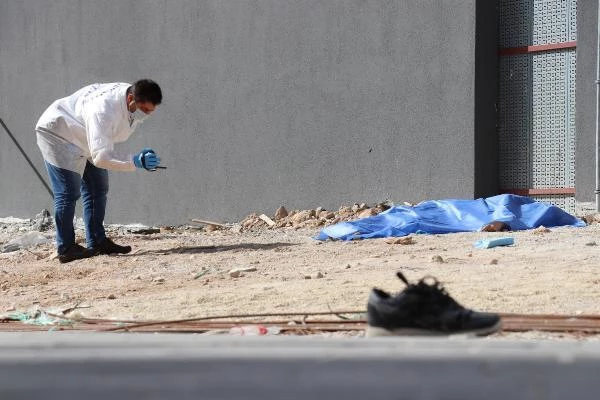 10'uncu kattan atlayan tıp öğrencisi Beyzanur öldü