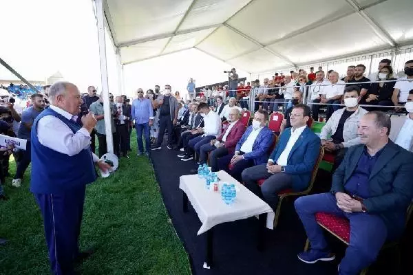 83 YIL ARADAN SONRA ATATÜRK ANISINA 'ULUGAZİ YAĞLI GÜREŞLERİ' YAPILDI
