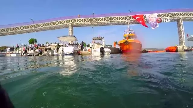 Aliağa'da festival havasında temizlik etkinliği